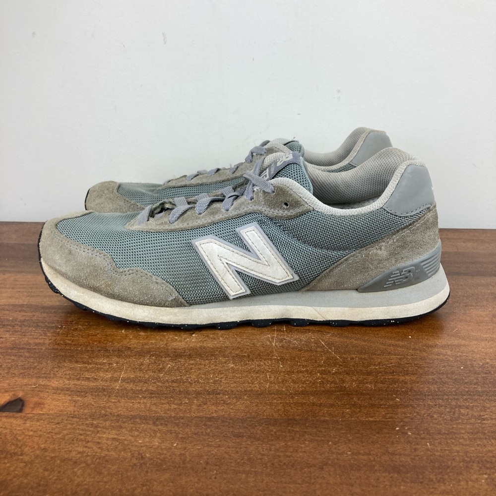 New Balance 515 Classics Grey Suede Mesh Sneakers ML515GRY Men's Size 8D. - Picture 2 of 14